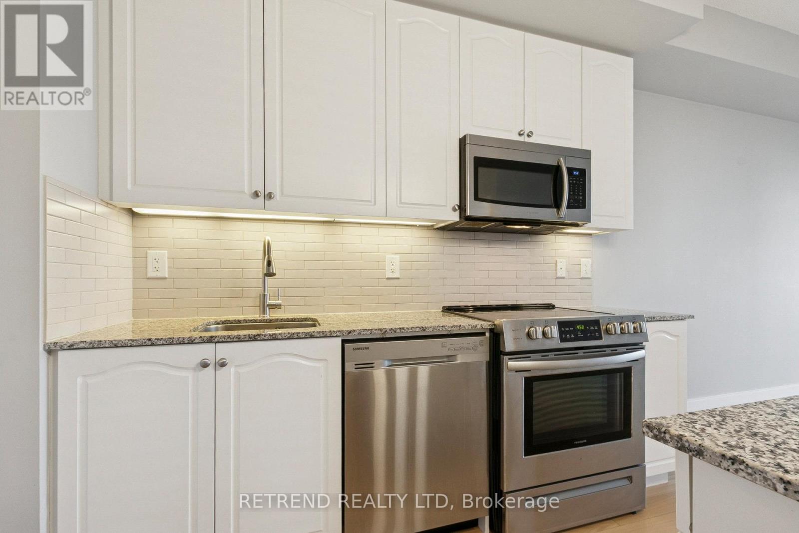 1312 - 70 Roehampton Avenue, Toronto, Ontario  M4P 1R2 - Photo 21 - C12545400