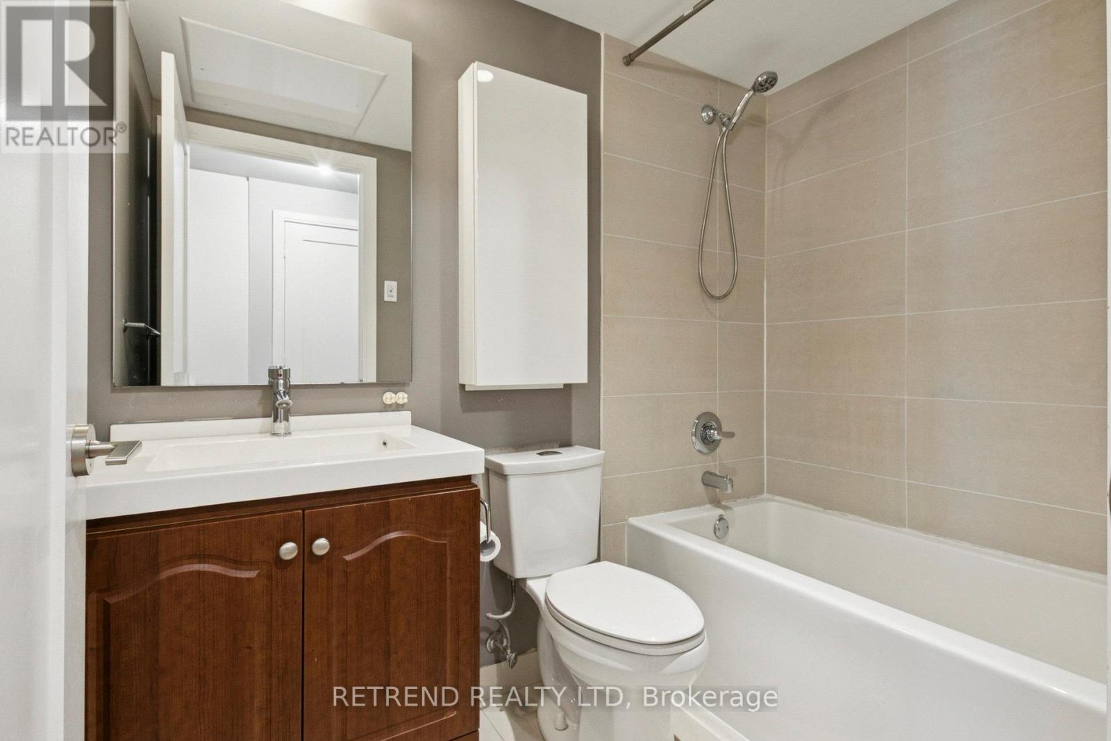 1312 - 70 Roehampton Avenue, Toronto, Ontario  M4P 1R2 - Photo 32 - C12545400