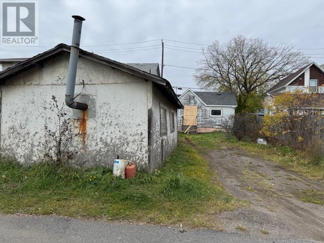 123 Johnson Ave, Thunder Bay, Ontario  P7B 2V9 - Photo 16 - TB253482