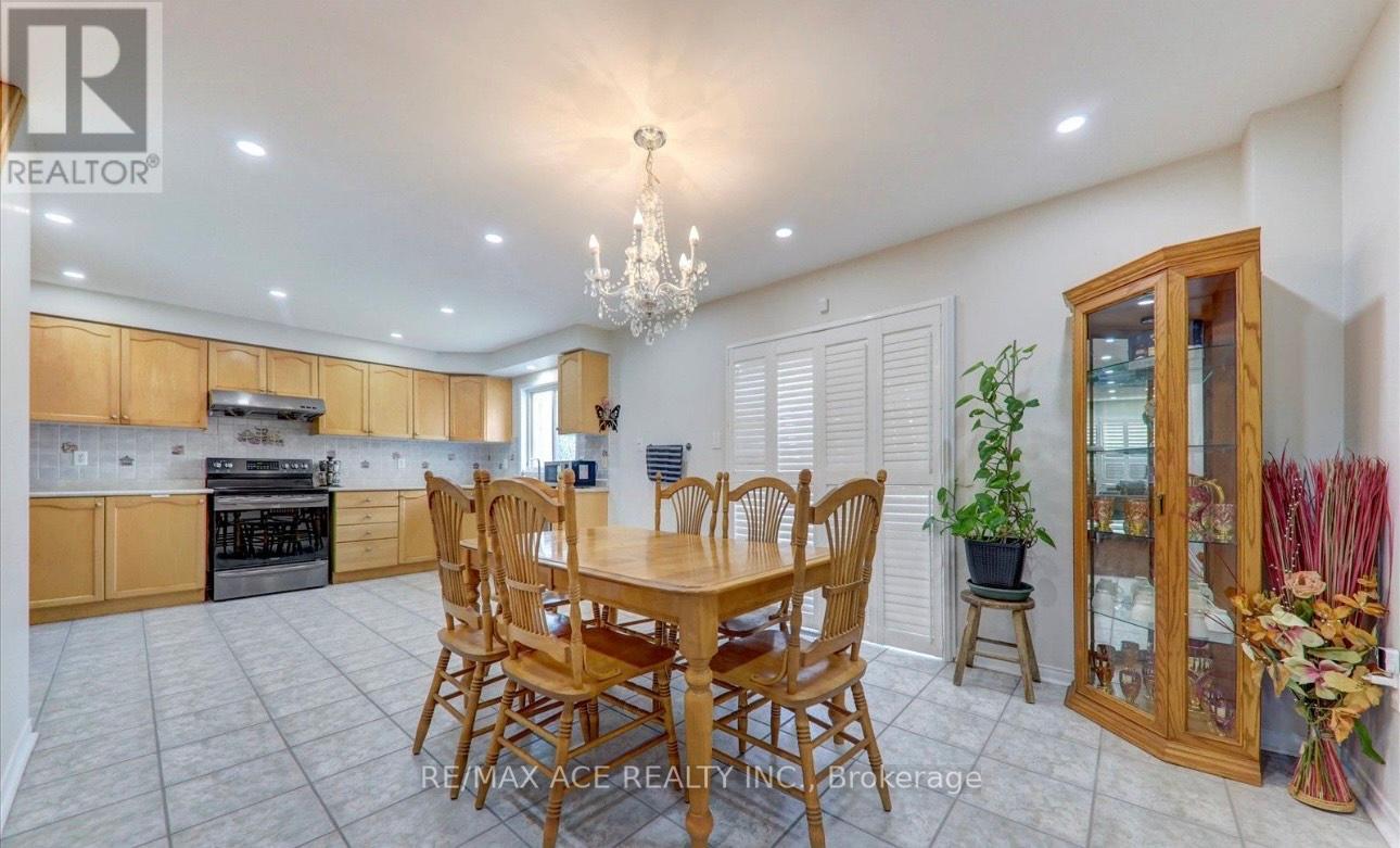 7 Glacier Crescent, Toronto, Ontario M1X 2A9 - Photo 6 - E12545146