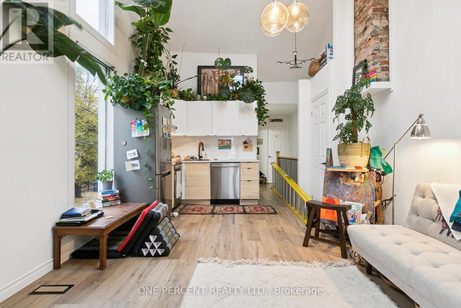 119 De Grassi Street, Toronto, Ontario  M4M 2K5 - Photo 4 - E12545374