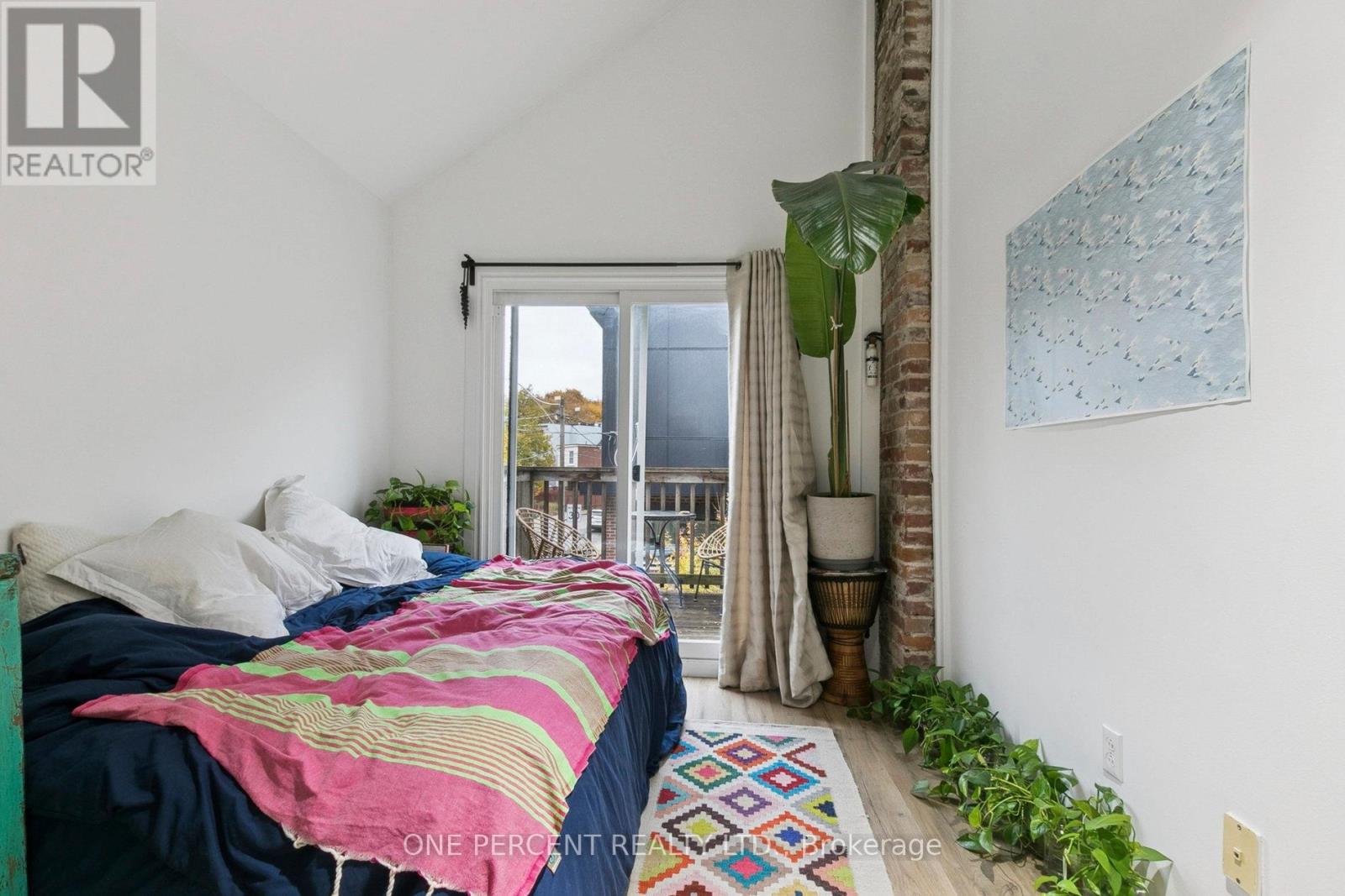 119 De Grassi Street, Toronto, Ontario  M4M 2K5 - Photo 6 - E12545374