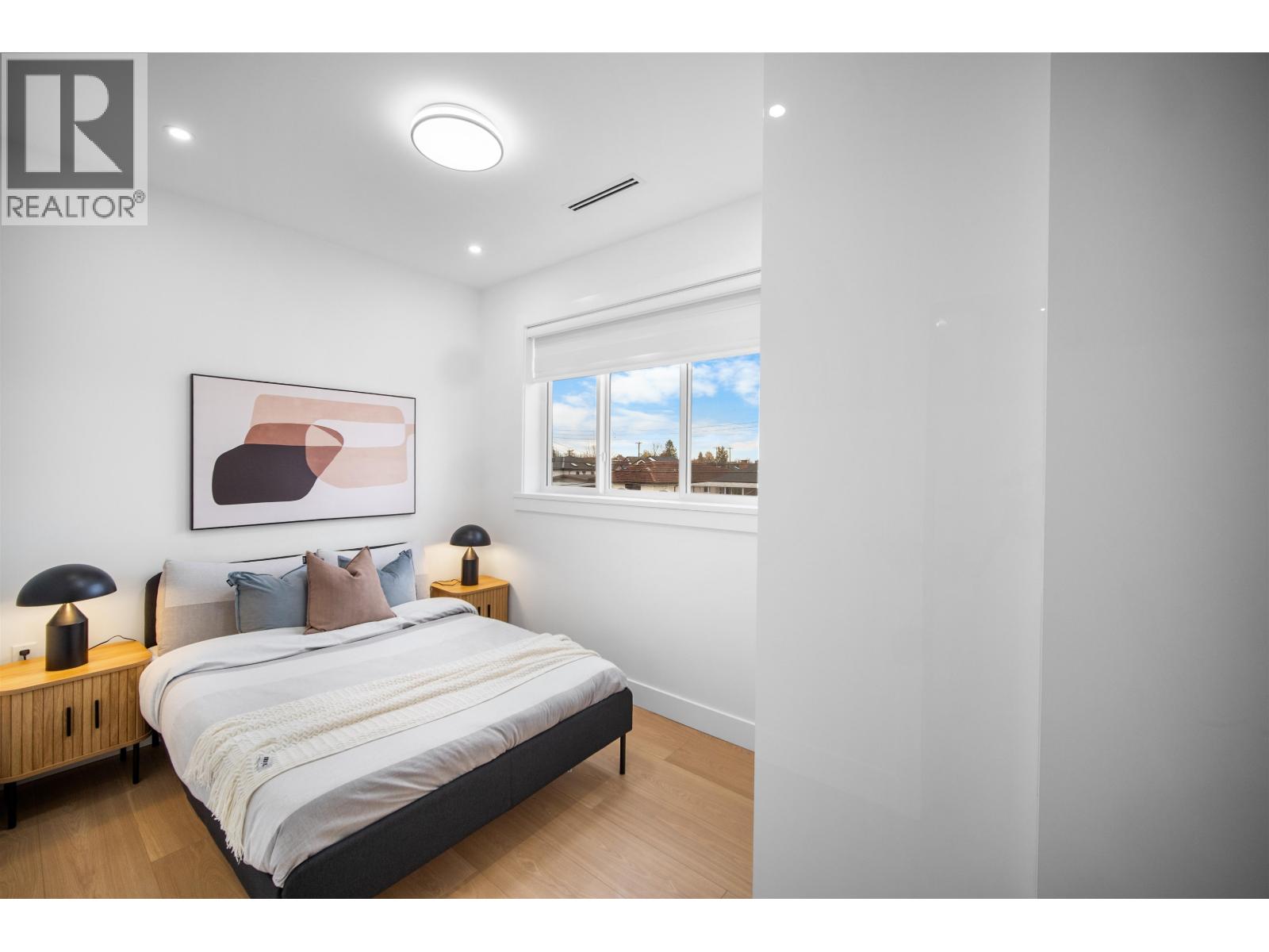 2074 E 50th Avenue, Vancouver, British Columbia V5P 1V3 - Photo 13 - R3067447