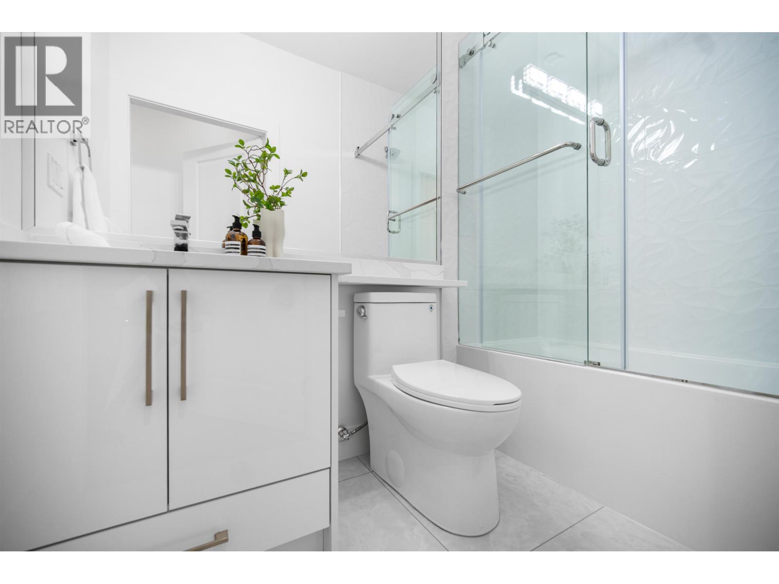 2074 E 50th Avenue, Vancouver, British Columbia V5P 1V3 - Photo 15 - R3067447