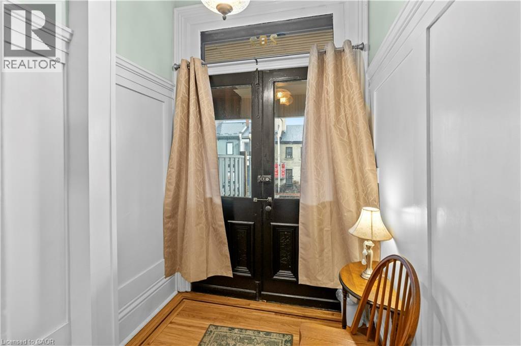 282 Main Street W, Hamilton, Ontario L8P 1J8 - Photo 4 - 40788364