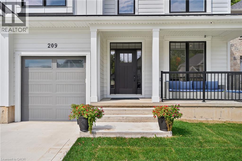 209 Jeffrey Place, Kitchener, Ontario N2C 0C2 - Photo 4 - 40788140
