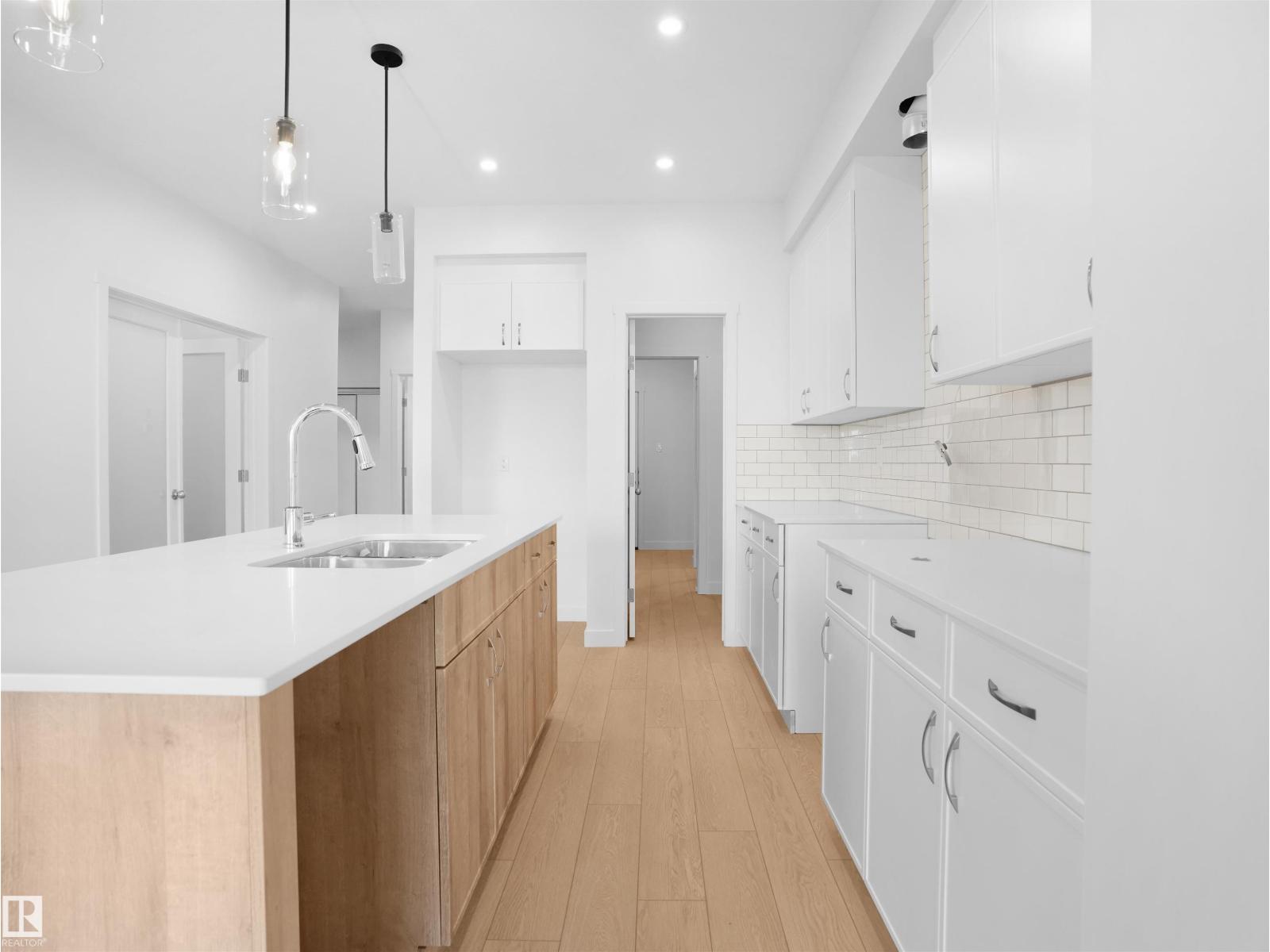 16531 3 St Ne, Edmonton, Alberta  T5Y 4E9 - Photo 13 - E4452337