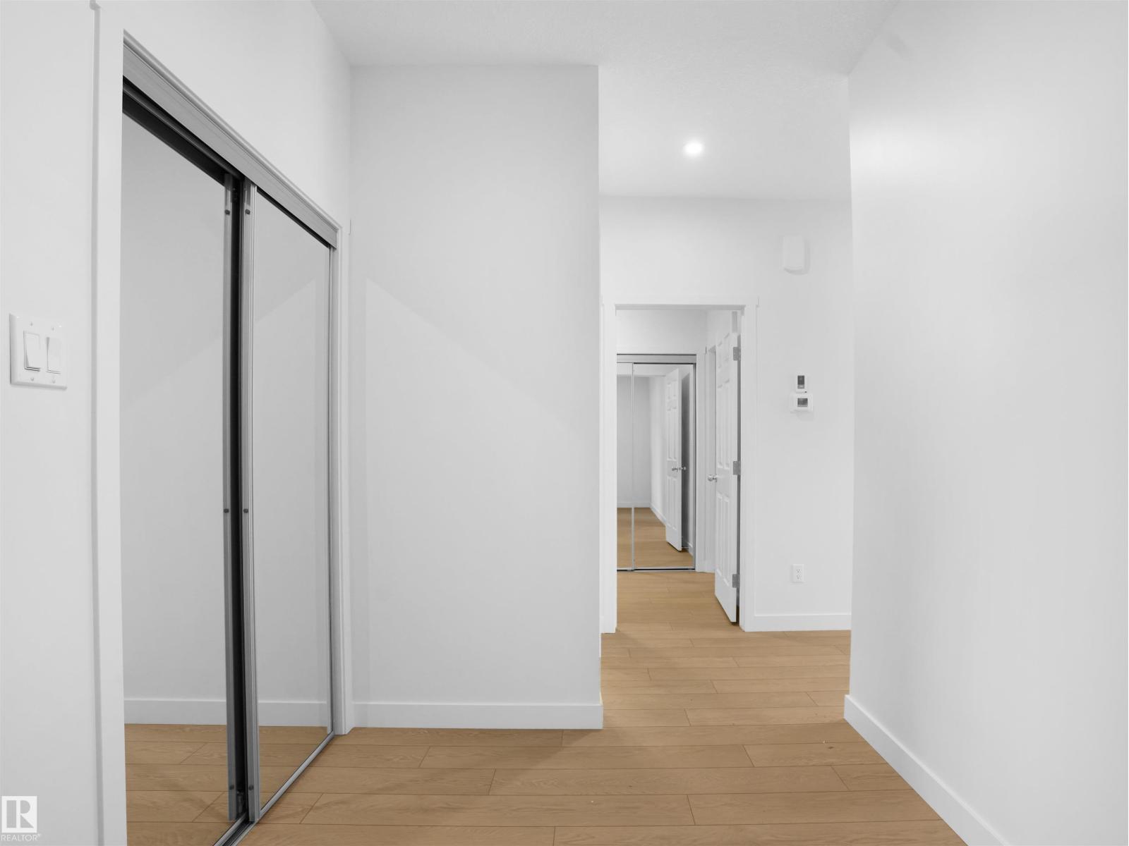 16531 3 St Ne, Edmonton, Alberta  T5Y 4E9 - Photo 3 - E4452337