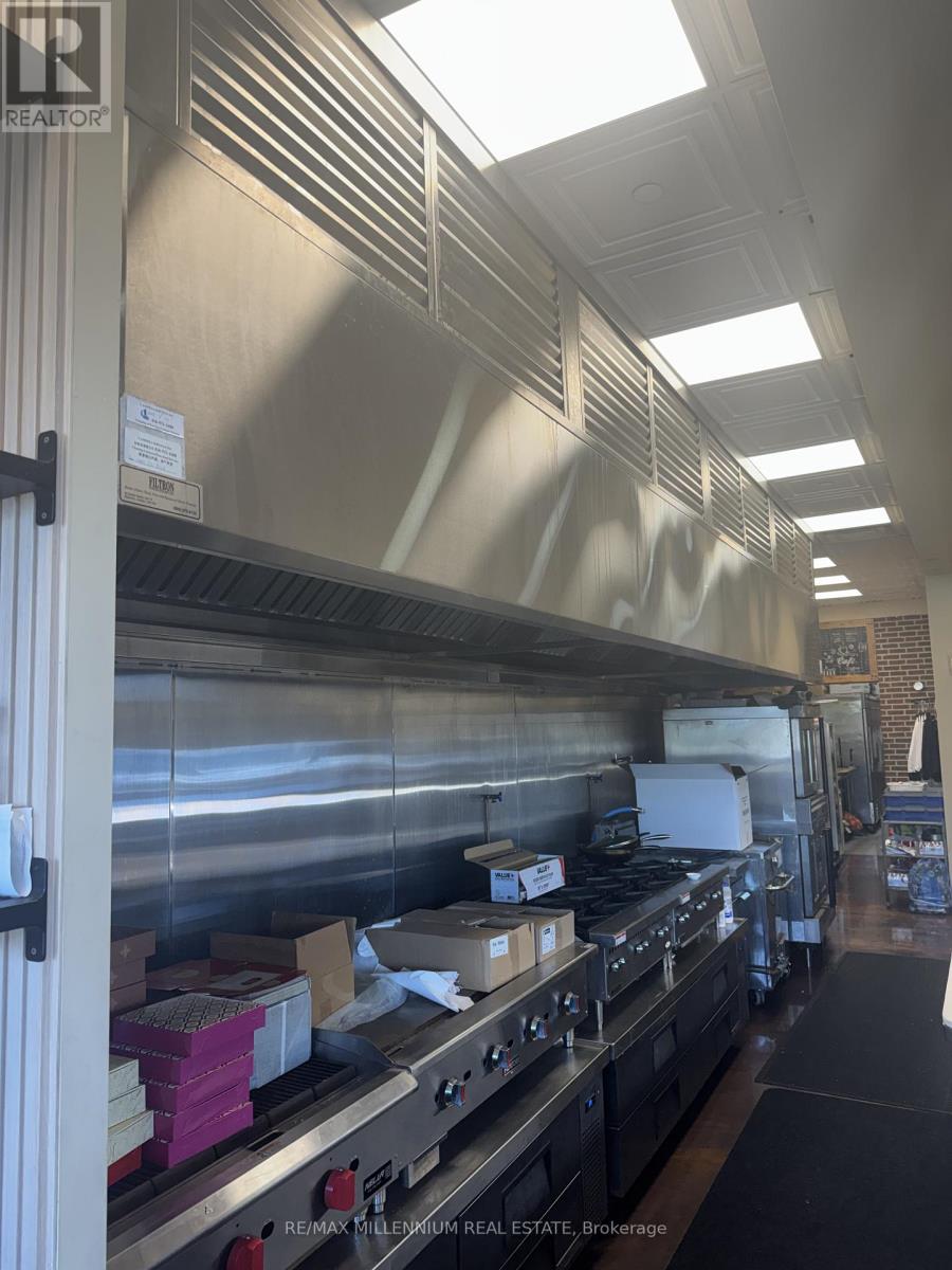 E2e - 9600 Islington Avenue, Vaughan, Ontario  L4H 2T1 - Photo 8 - N12545148