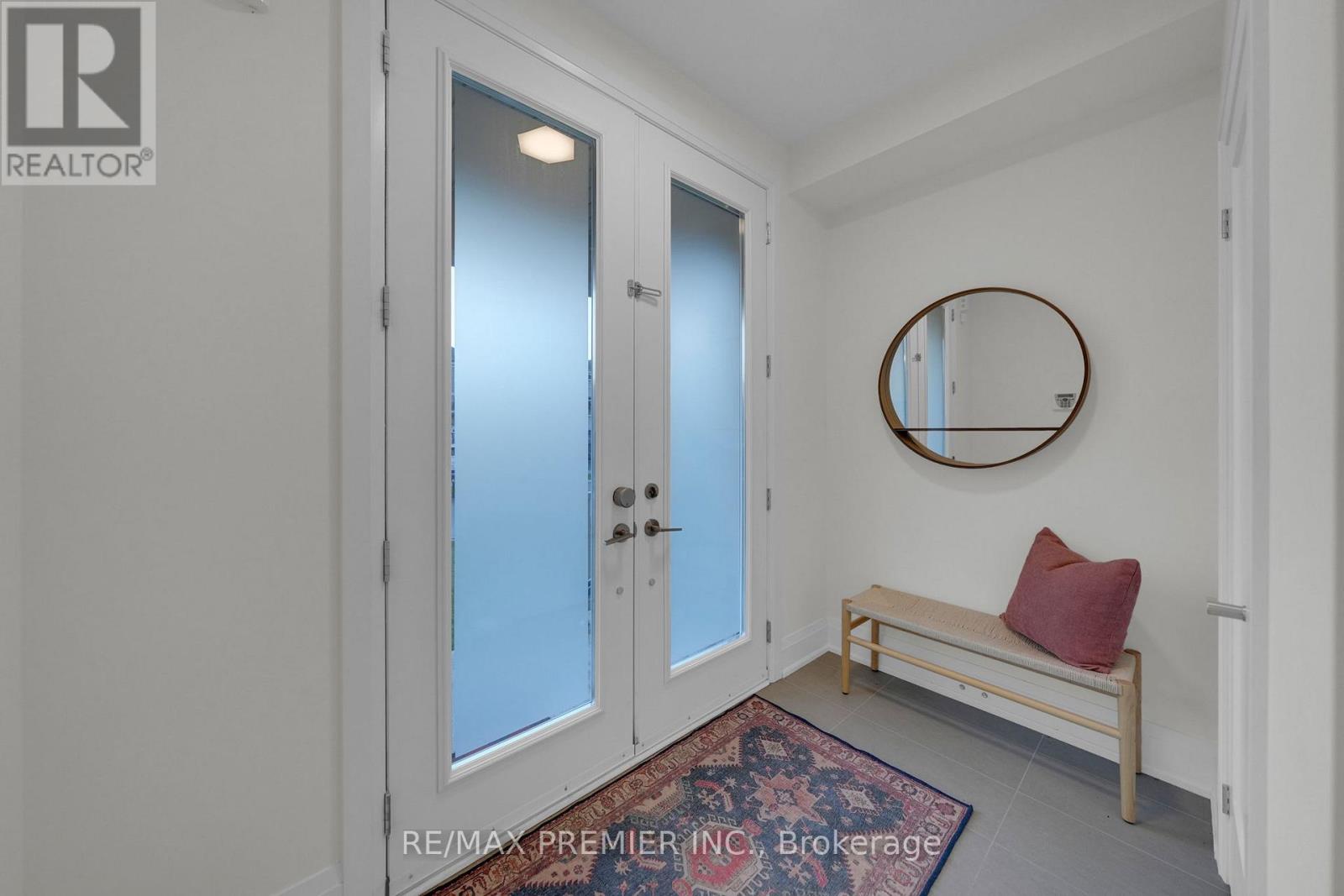 108 Bartram Crescent, Bradford West Gwillimbury, Ontario  L3Z 4J2 - Photo 6 - N12545196