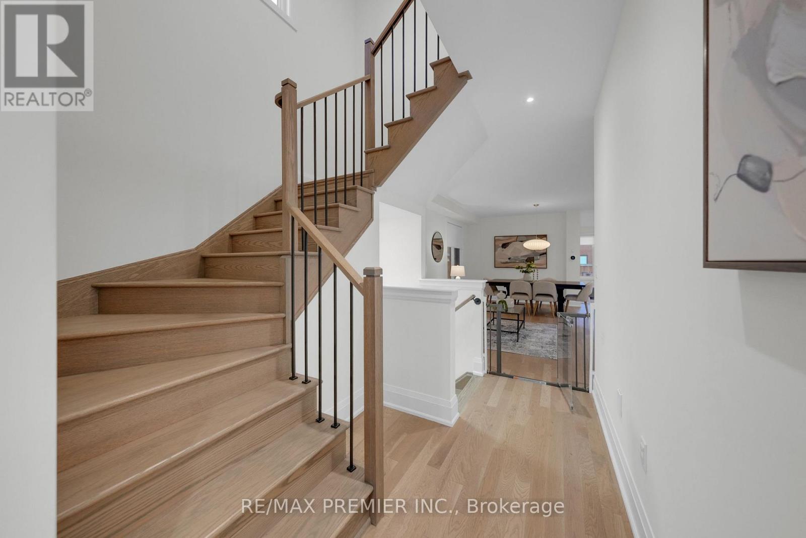 108 Bartram Crescent, Bradford West Gwillimbury, Ontario  L3Z 4J2 - Photo 8 - N12545196