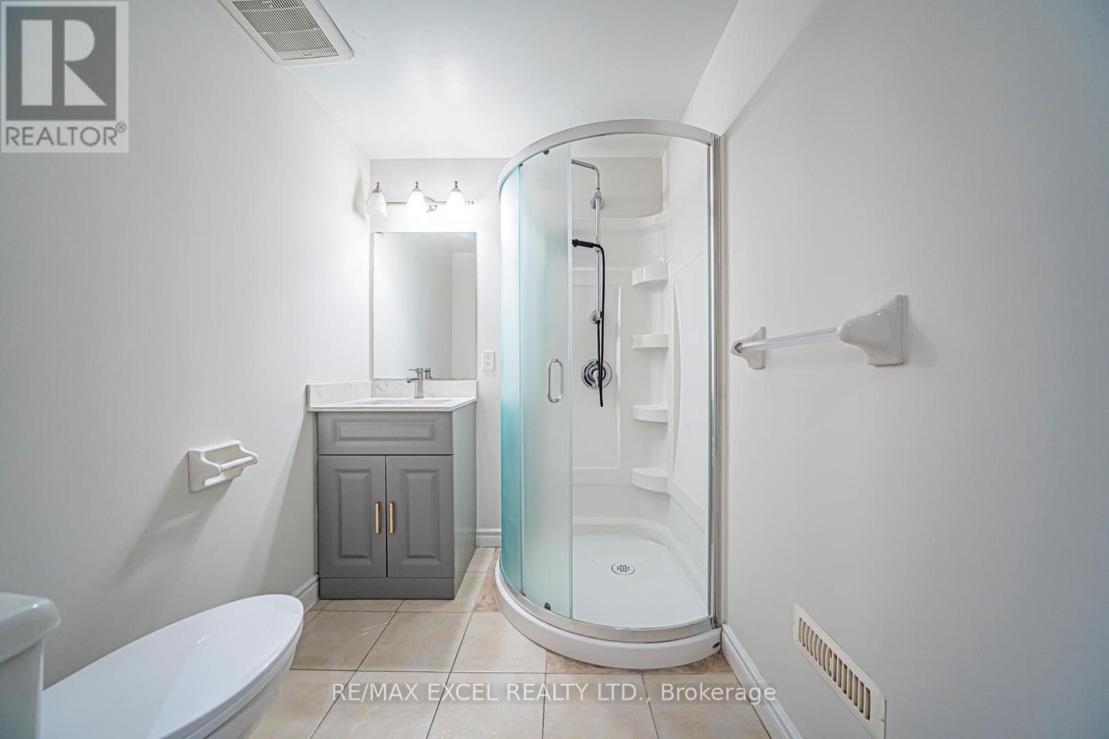 3 Moses Crescent, Markham, Ontario L6C 1R2 - Photo 44 - N12545198