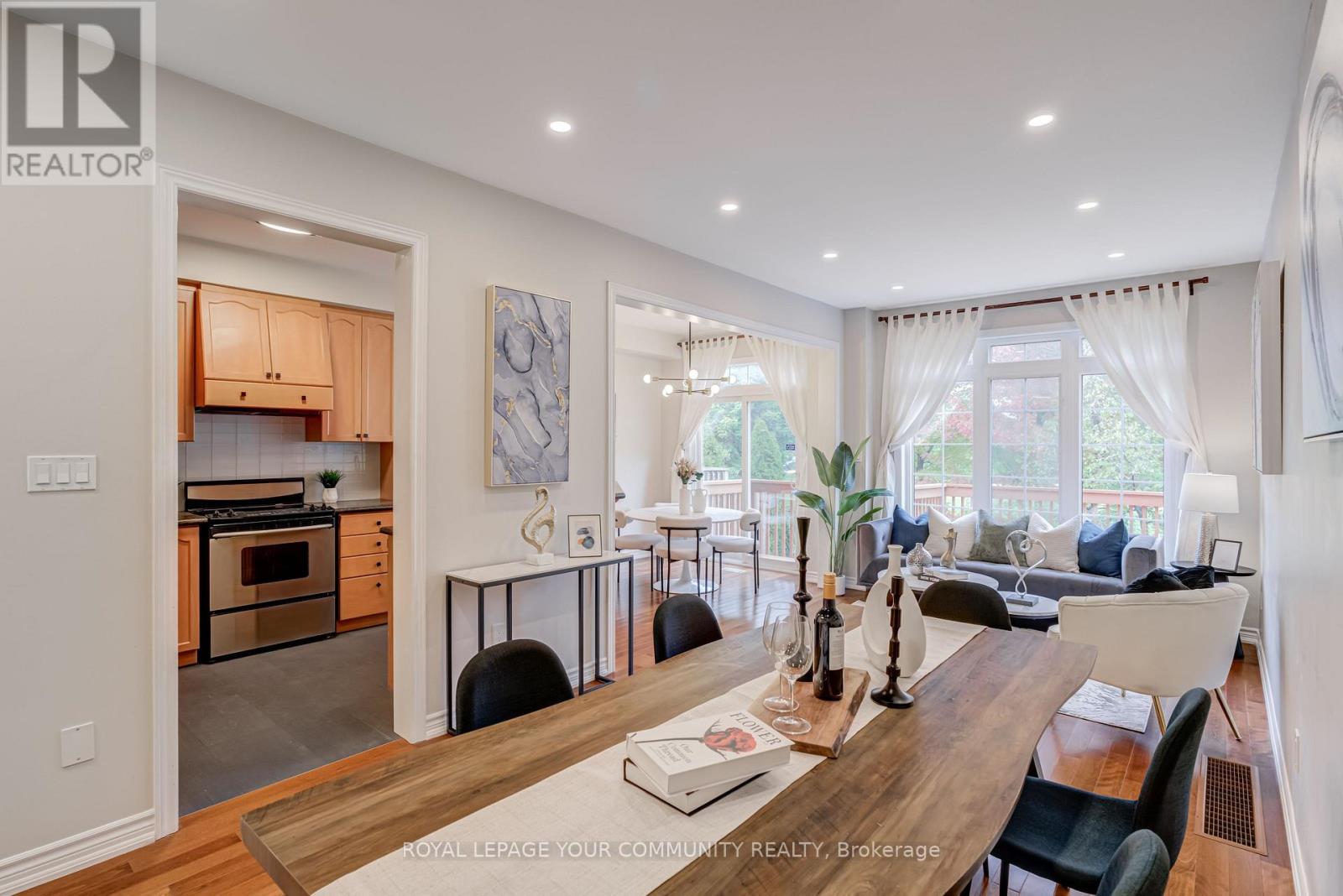 76 Cabernet Road, Vaughan, Ontario  L4J 8X7 - Photo 9 - N12545212