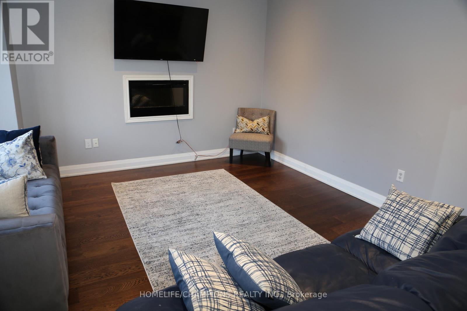 13 John Moore Road, East Gwillimbury, Ontario  L9N 0P4 - Photo 11 - N12545364