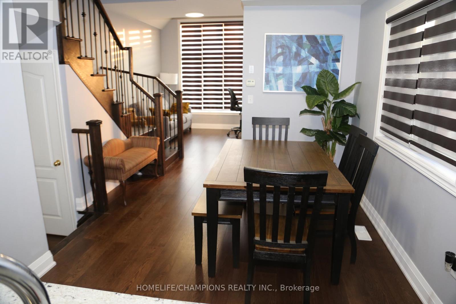 13 John Moore Road, East Gwillimbury, Ontario  L9N 0P4 - Photo 2 - N12545364