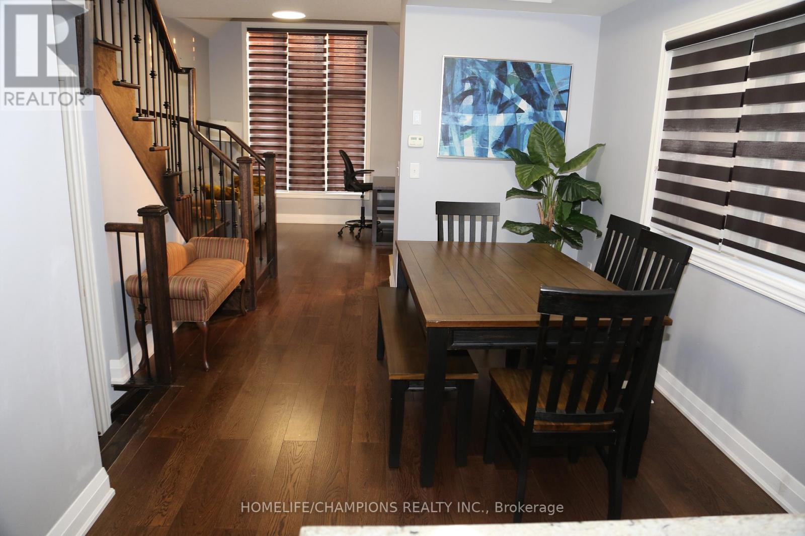 13 John Moore Road, East Gwillimbury, Ontario  L9N 0P4 - Photo 5 - N12545364