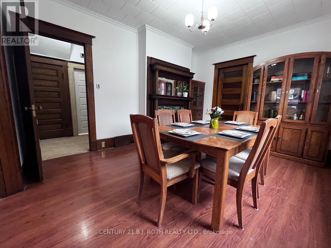 130 Mary Street, Orillia, Ontario  L3V 3E2 - Photo 5 - S12545322