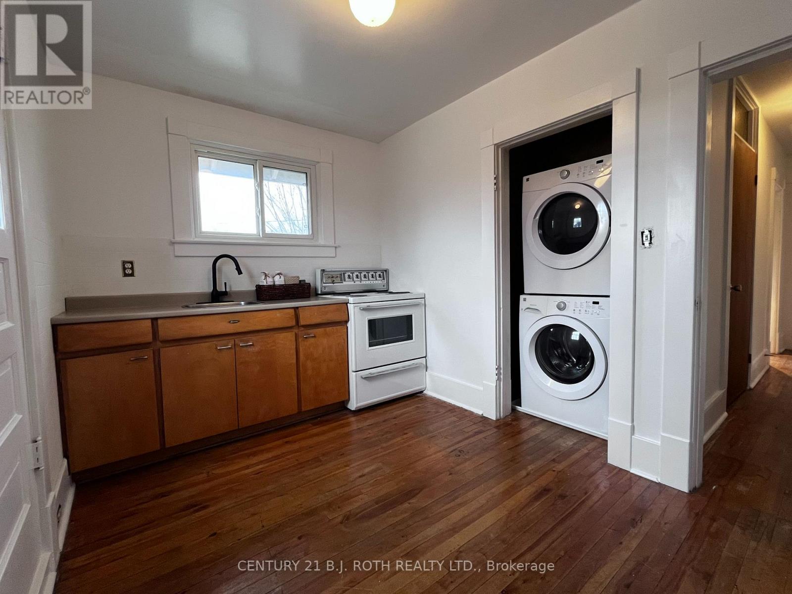 130 Mary Street, Orillia, Ontario  L3V 3E2 - Photo 7 - S12545322