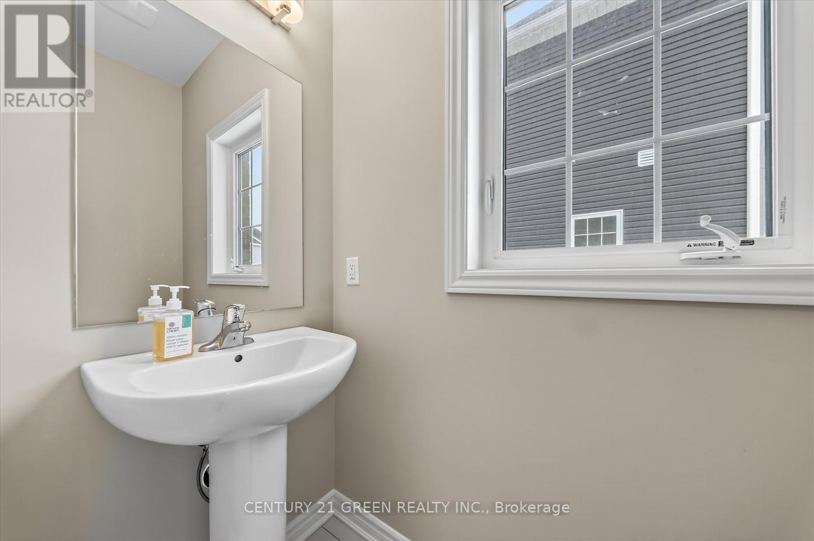 276 Springfield Crescent, Clearview, Ontario  L0M 1S0 - Photo 22 - S12545334