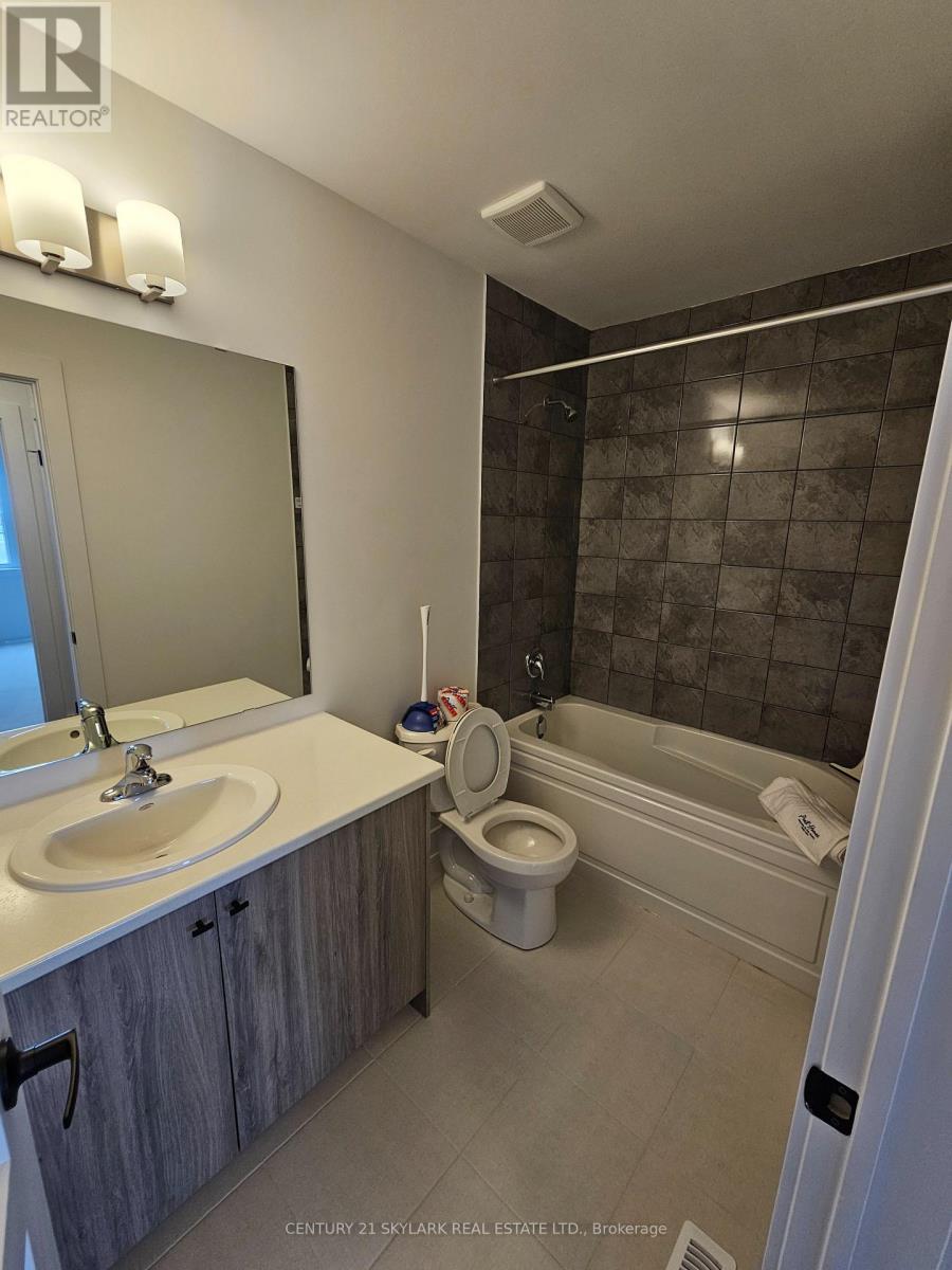 218 Prince William Way, Barrie, Ontario  L9J 0V1 - Photo 21 - S12545384