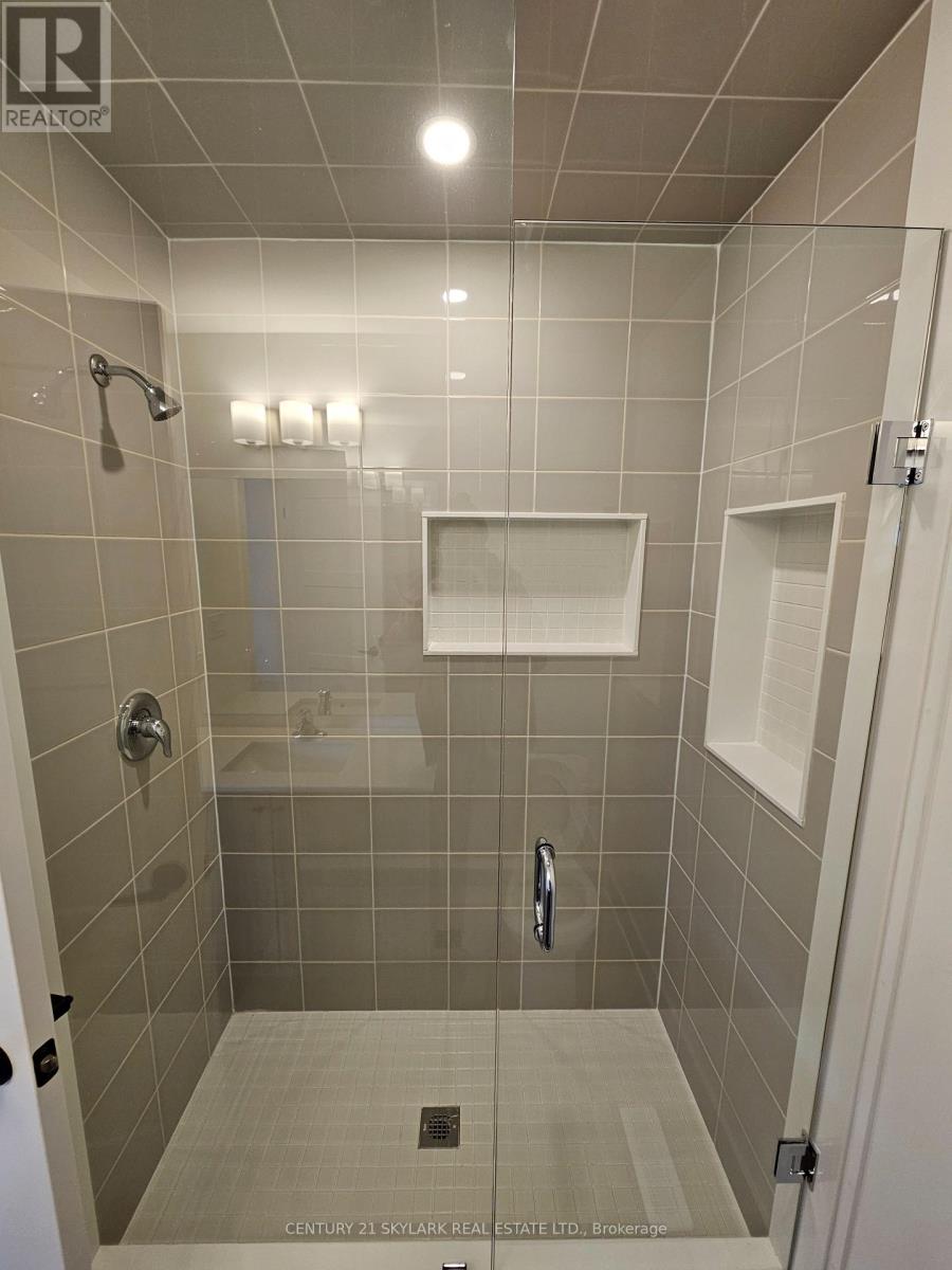 218 Prince William Way, Barrie, Ontario  L9J 0V1 - Photo 34 - S12545384