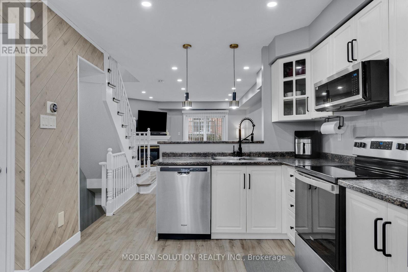 29 - 3480 Upper Middle Road, Burlington, Ontario  L7M 4R7 - Photo 8 - W12545156