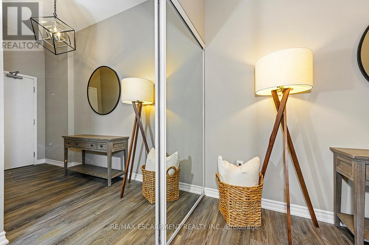 1101 - 716 Main Street E, Milton, Ontario  L9T 3P6 - Photo 3 - W12545172