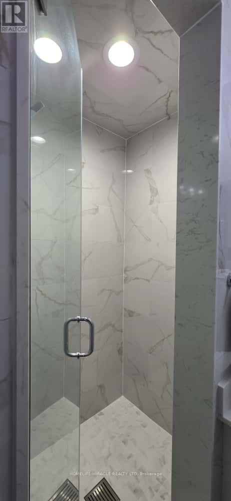 4088 Donnic Drive, Burlington, Ontario  L7M 0A5 - Photo 20 - W12545178