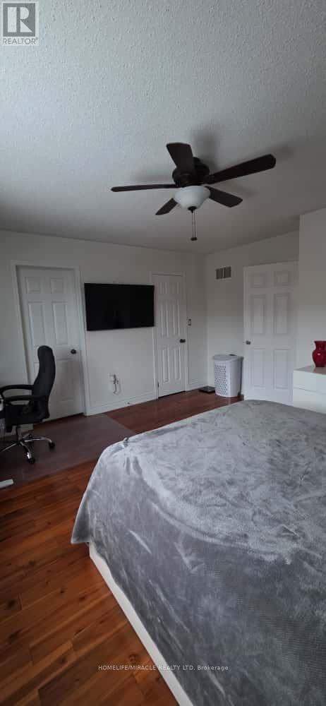 4088 Donnic Drive, Burlington, Ontario  L7M 0A5 - Photo 22 - W12545178