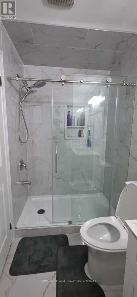 4088 Donnic Drive, Burlington, Ontario  L7M 0A5 - Photo 24 - W12545178