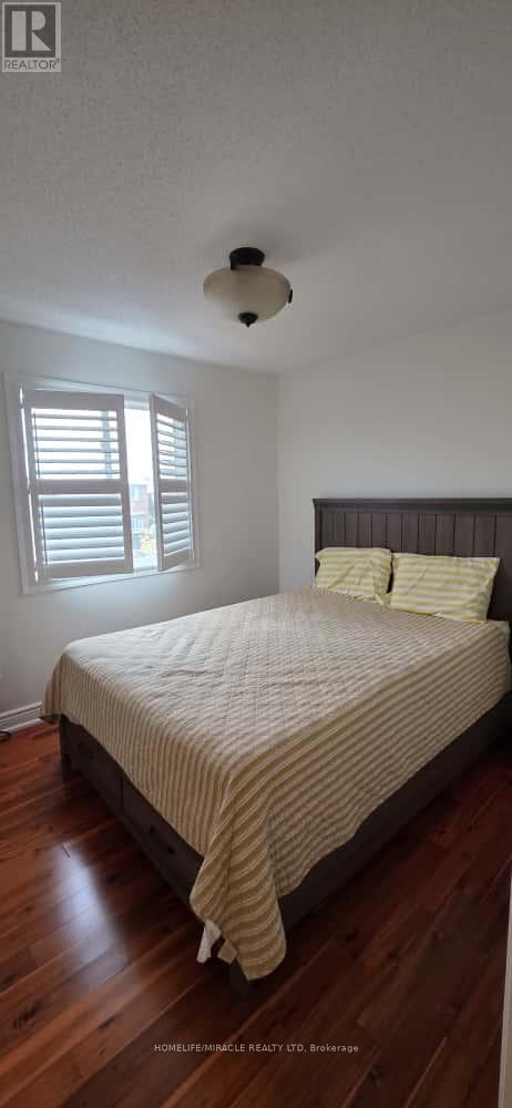 4088 Donnic Drive, Burlington, Ontario  L7M 0A5 - Photo 32 - W12545178