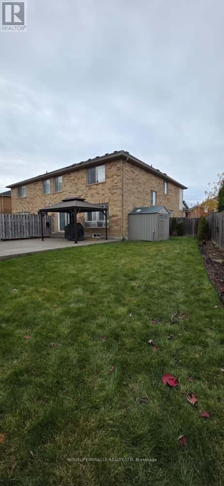 4088 Donnic Drive, Burlington, Ontario  L7M 0A5 - Photo 39 - W12545178