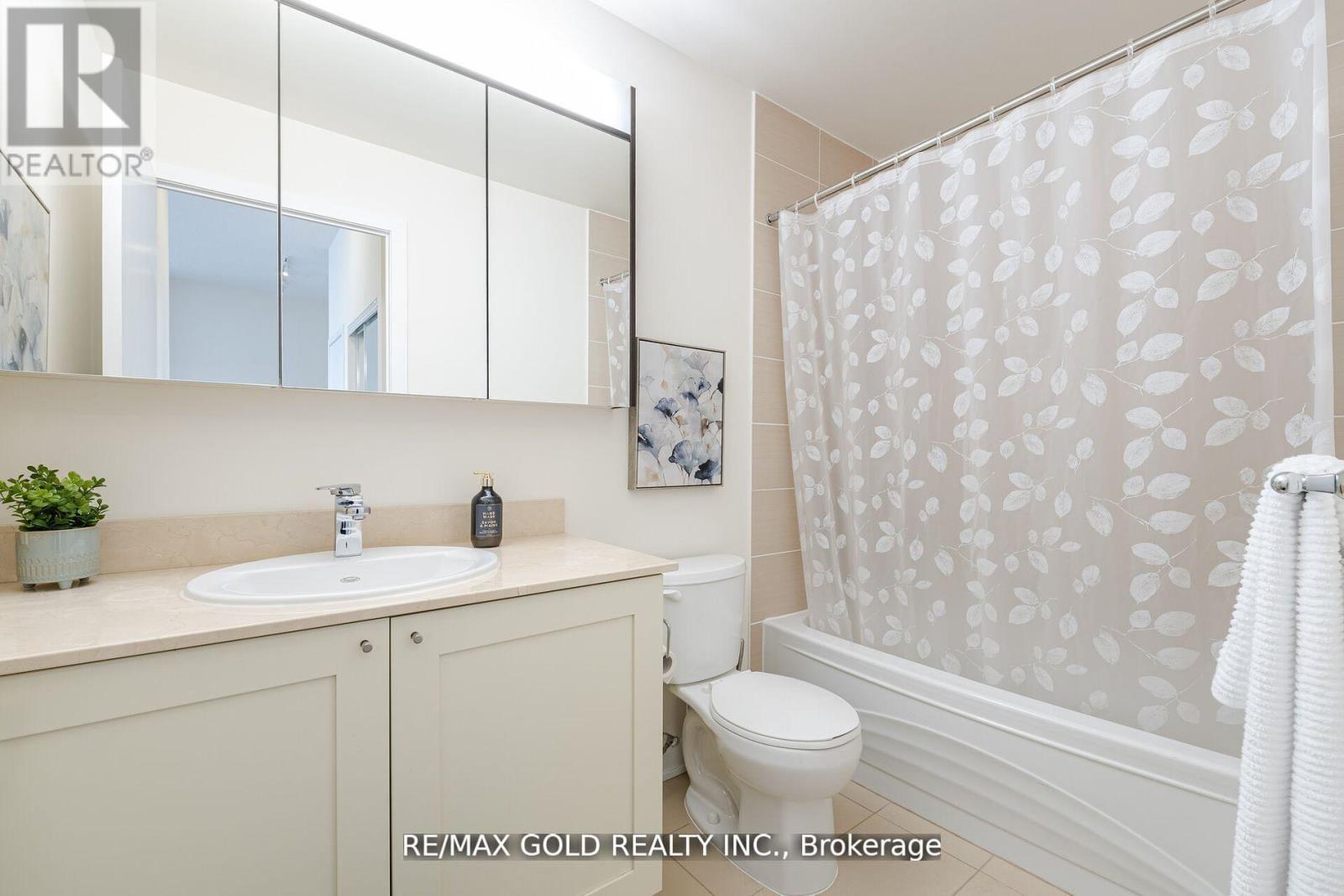 607 - 4070 Confederation Parkway, Mississauga, Ontario  L5B 0E9 - Photo 15 - W12545202