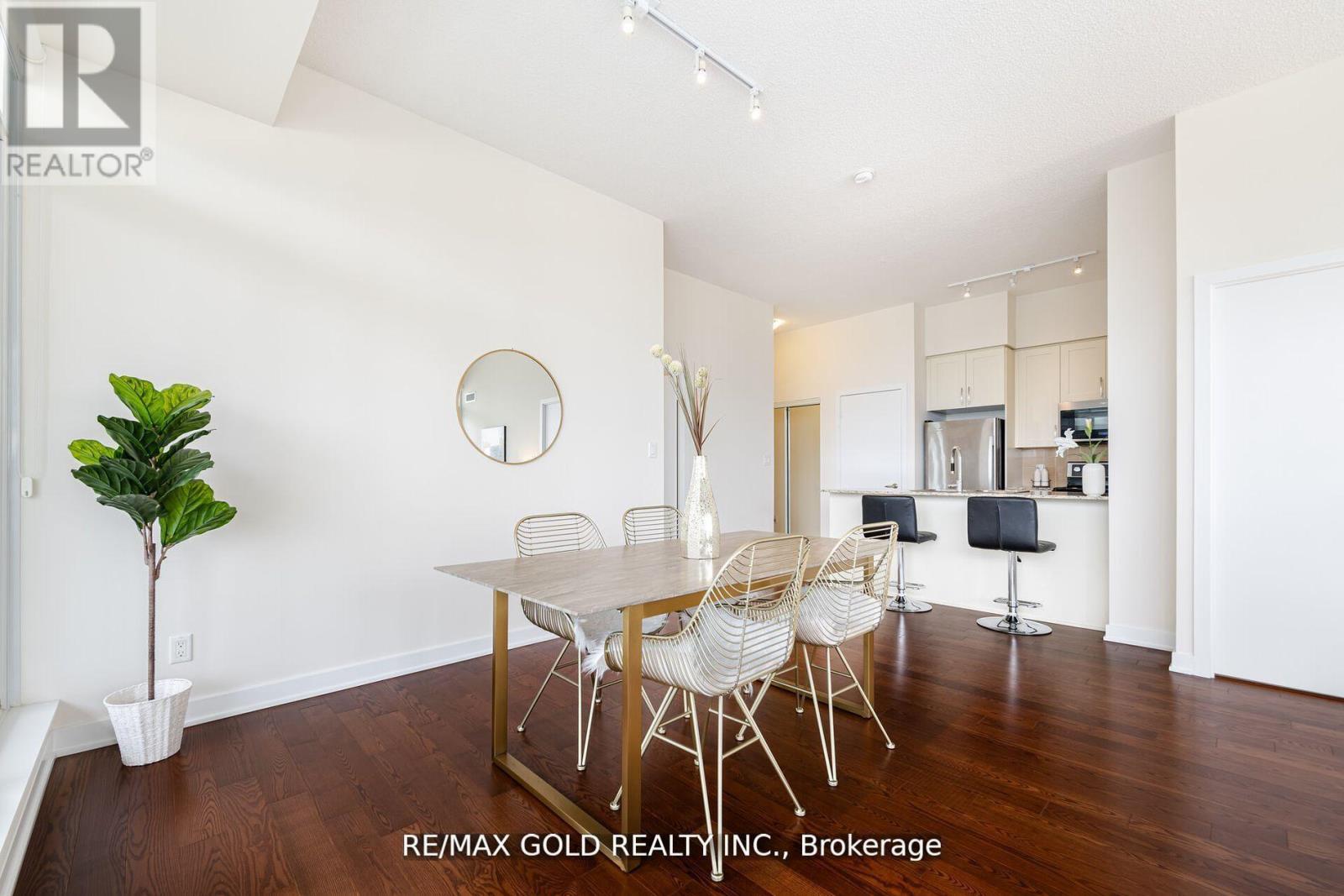 607 - 4070 Confederation Parkway, Mississauga, Ontario  L5B 0E9 - Photo 8 - W12545202