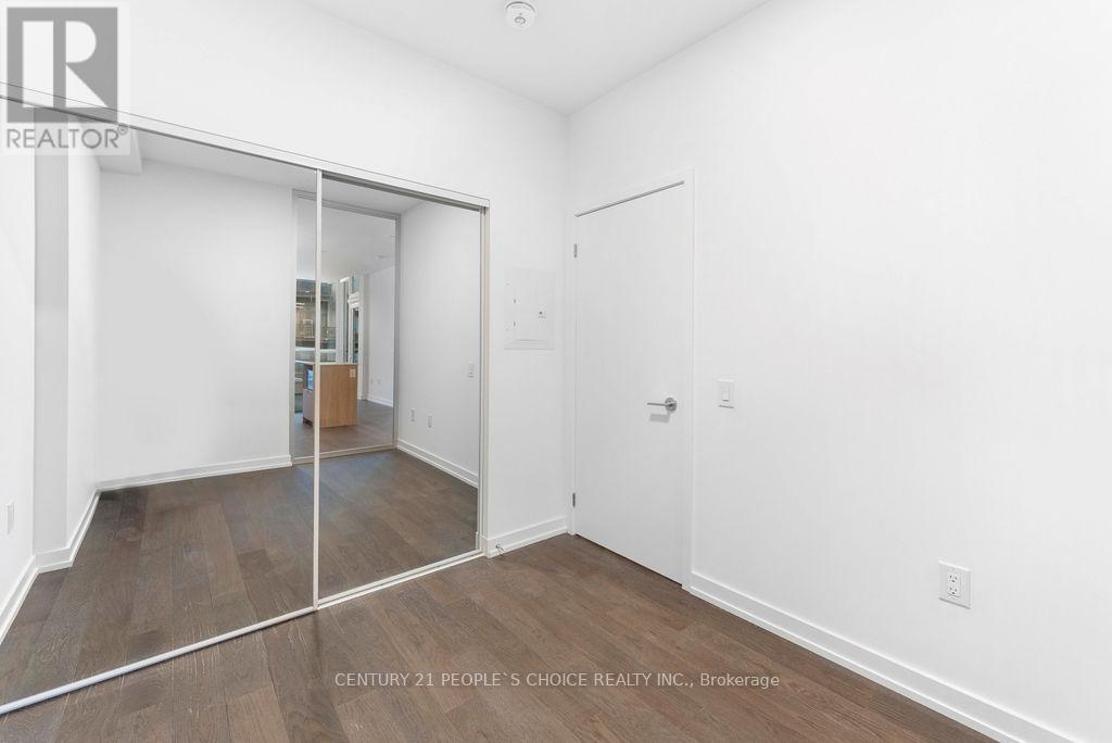 395 Square One Drive, Mississauga, Ontario  L5B 0P6 - Photo 16 - W12545218