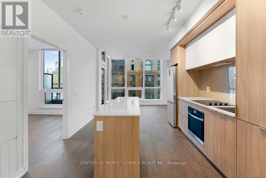 395 Square One Drive, Mississauga, Ontario  L5B 0P6 - Photo 19 - W12545218