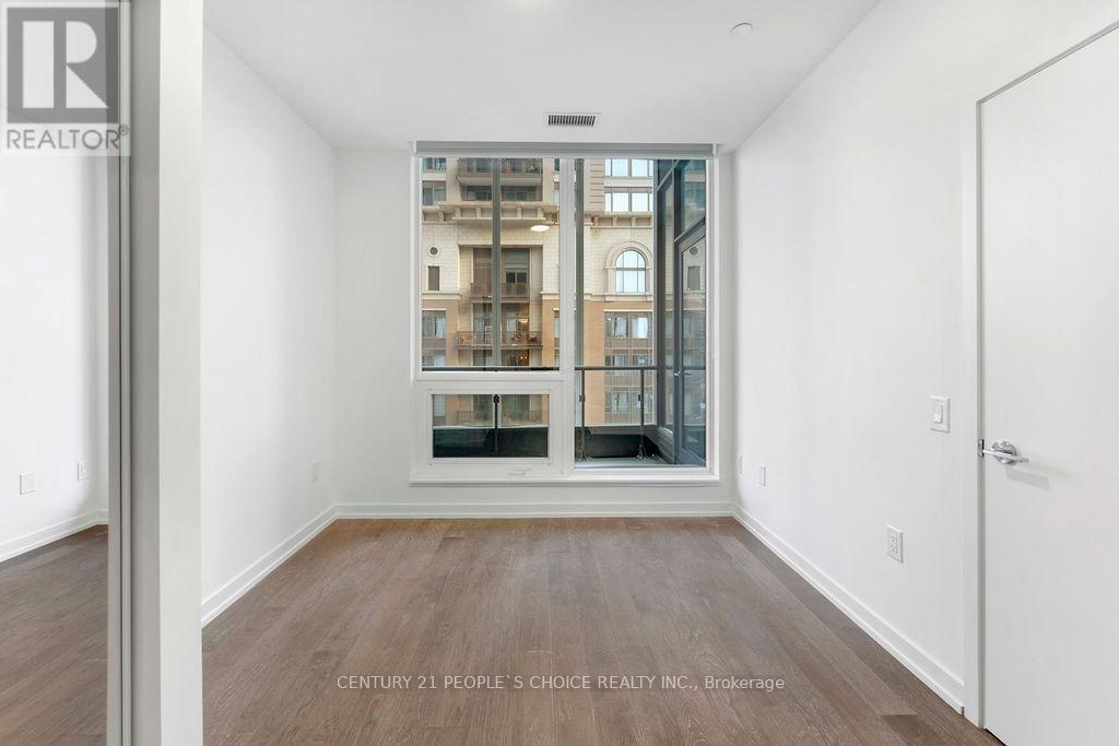 395 Square One Drive, Mississauga, Ontario  L5B 0P6 - Photo 27 - W12545218