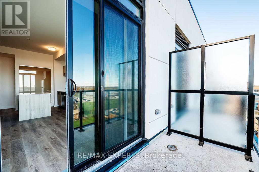 802 - 2475 Old Bronte Rd Road, Oakville, Ontario  L6M 5S7 - Photo 18 - W12545226