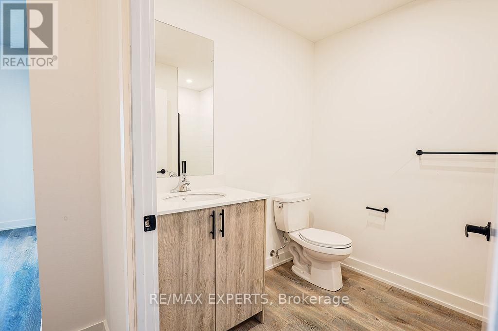 802 - 2475 Old Bronte Rd Road, Oakville, Ontario  L6M 5S7 - Photo 4 - W12545226