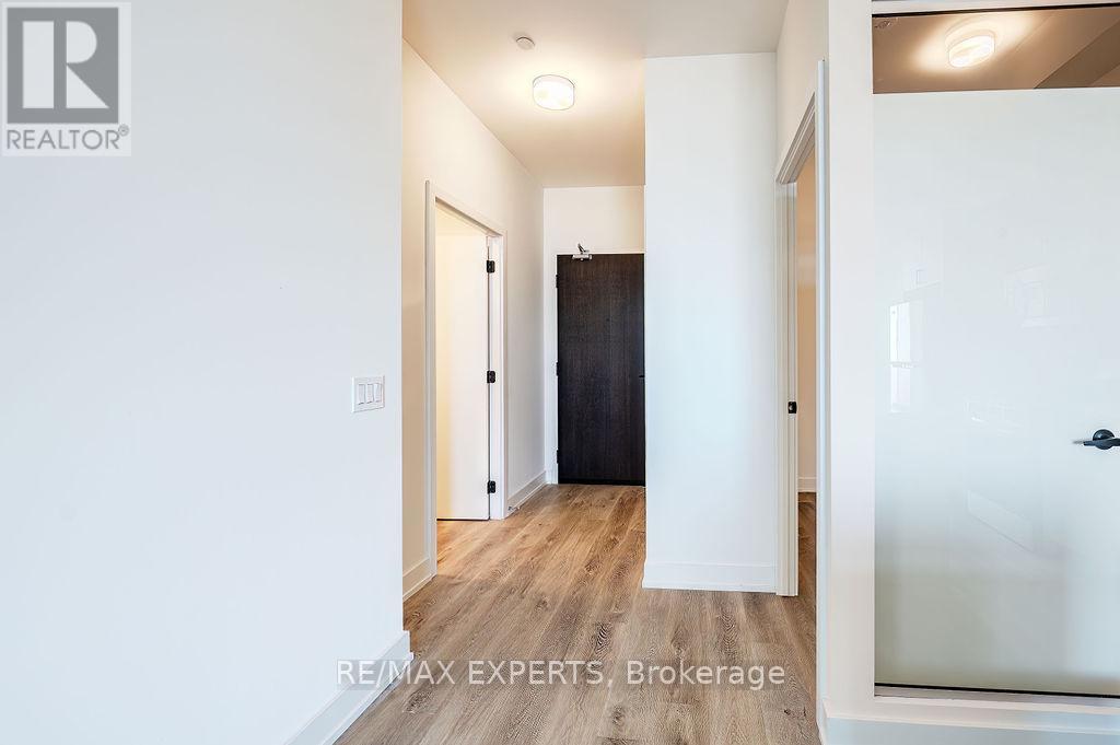 802 - 2475 Old Bronte Rd Road, Oakville, Ontario  L6M 5S7 - Photo 8 - W12545226