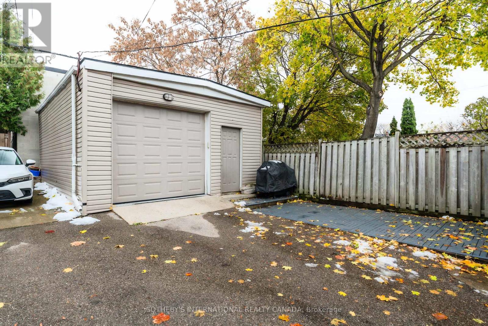 157 Blackthorn Avenue, Toronto, Ontario  M6N 3H7 - Photo 42 - W12545230