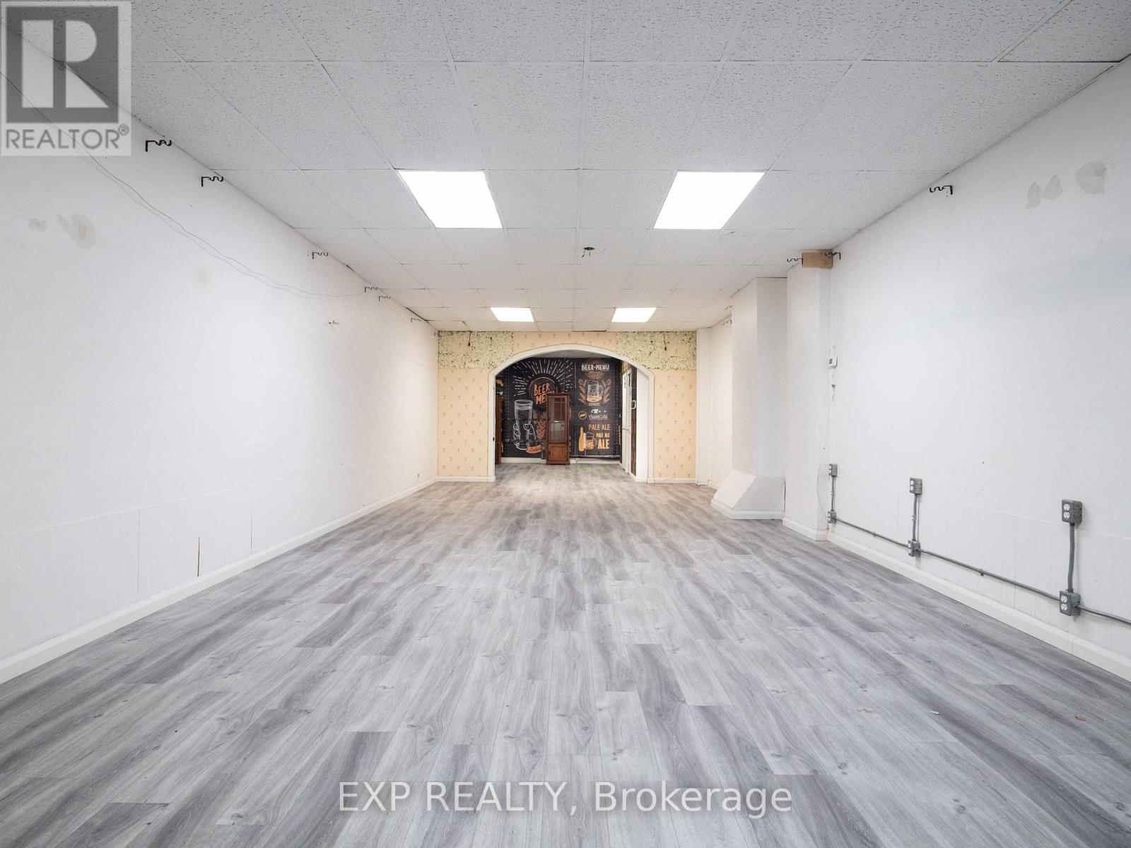 3052 Dundas Street W, Toronto, Ontario  M6P 1Z7 - Photo 12 - W12545242