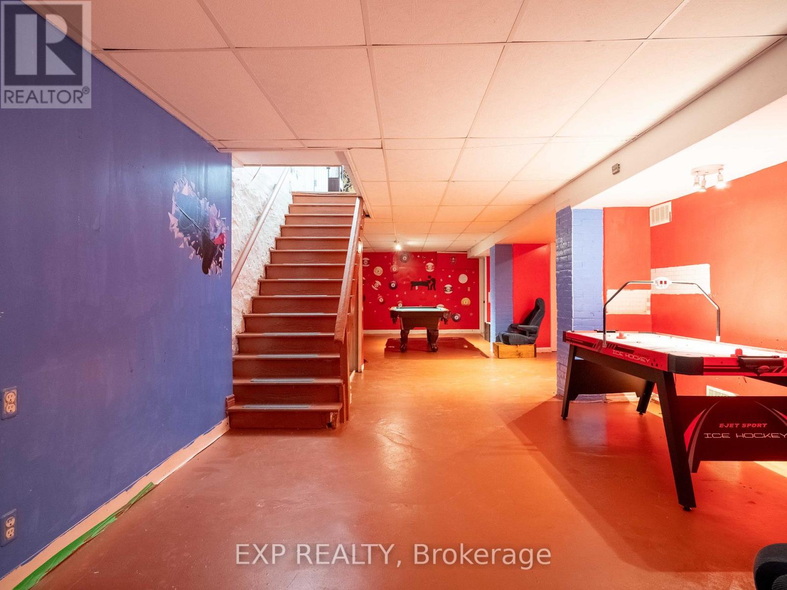 3052 Dundas Street W, Toronto, Ontario  M6P 1Z7 - Photo 22 - W12545242