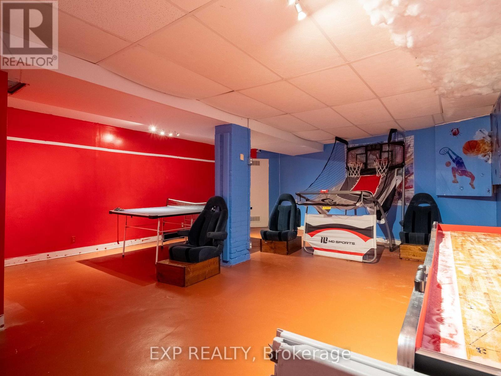 3052 Dundas Street W, Toronto, Ontario  M6P 1Z7 - Photo 32 - W12545242