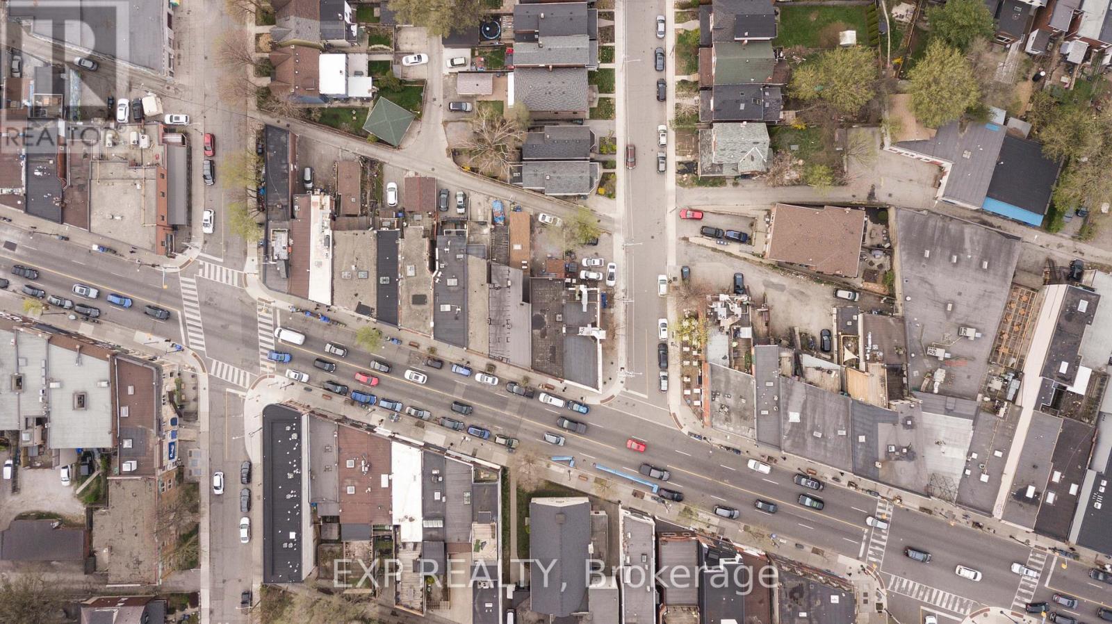 3052 Dundas Street W, Toronto, Ontario  M6P 1Z7 - Photo 5 - W12545242