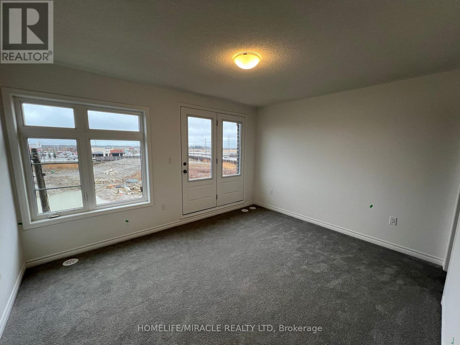 148 Keppel Circle, Brampton, Ontario L7A 5K7 - Photo 5 - W12545244