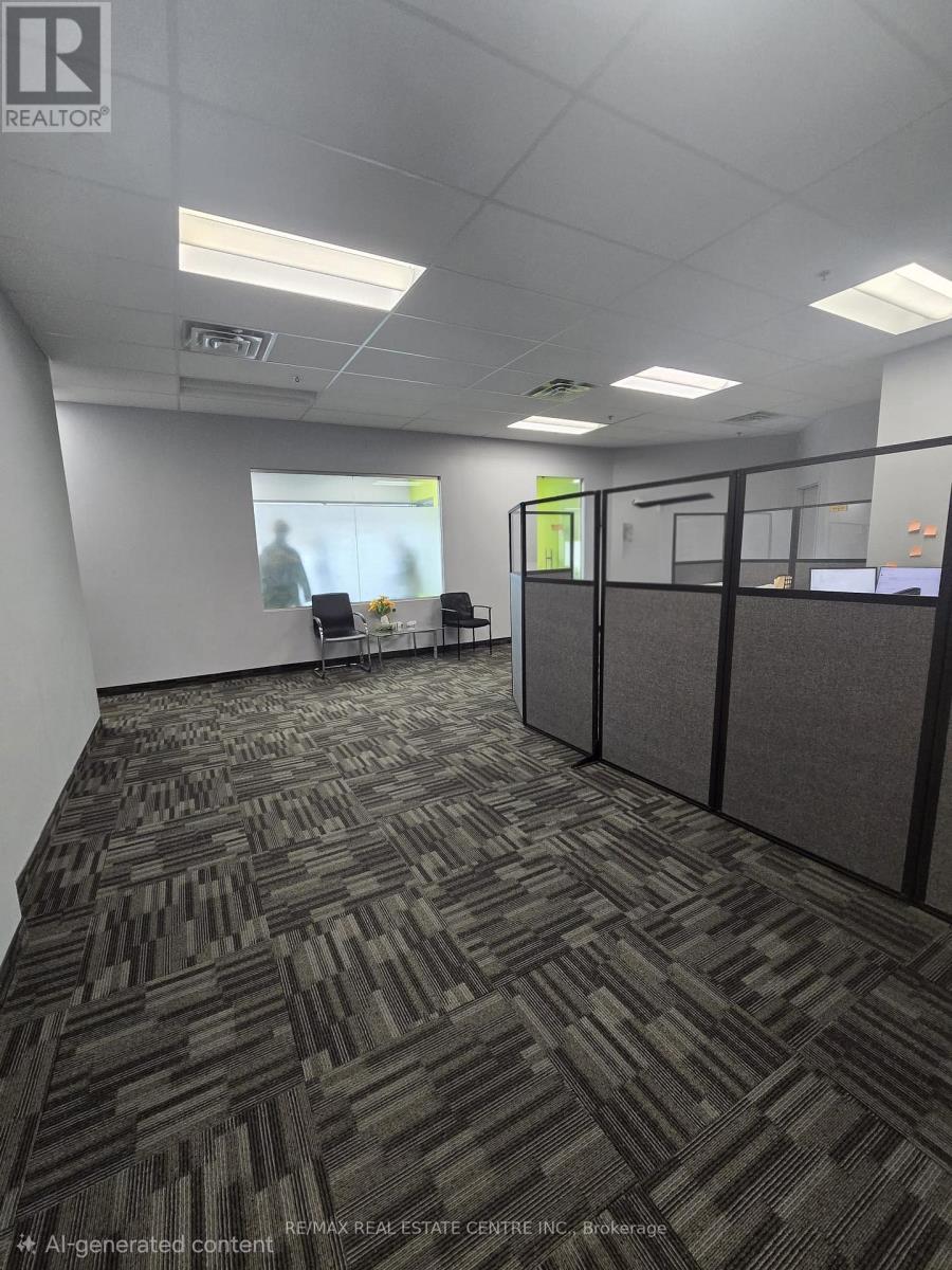 9 - 30 Topflight Drive, Mississauga, Ontario  L5S 0A8 - Photo 3 - W12545284