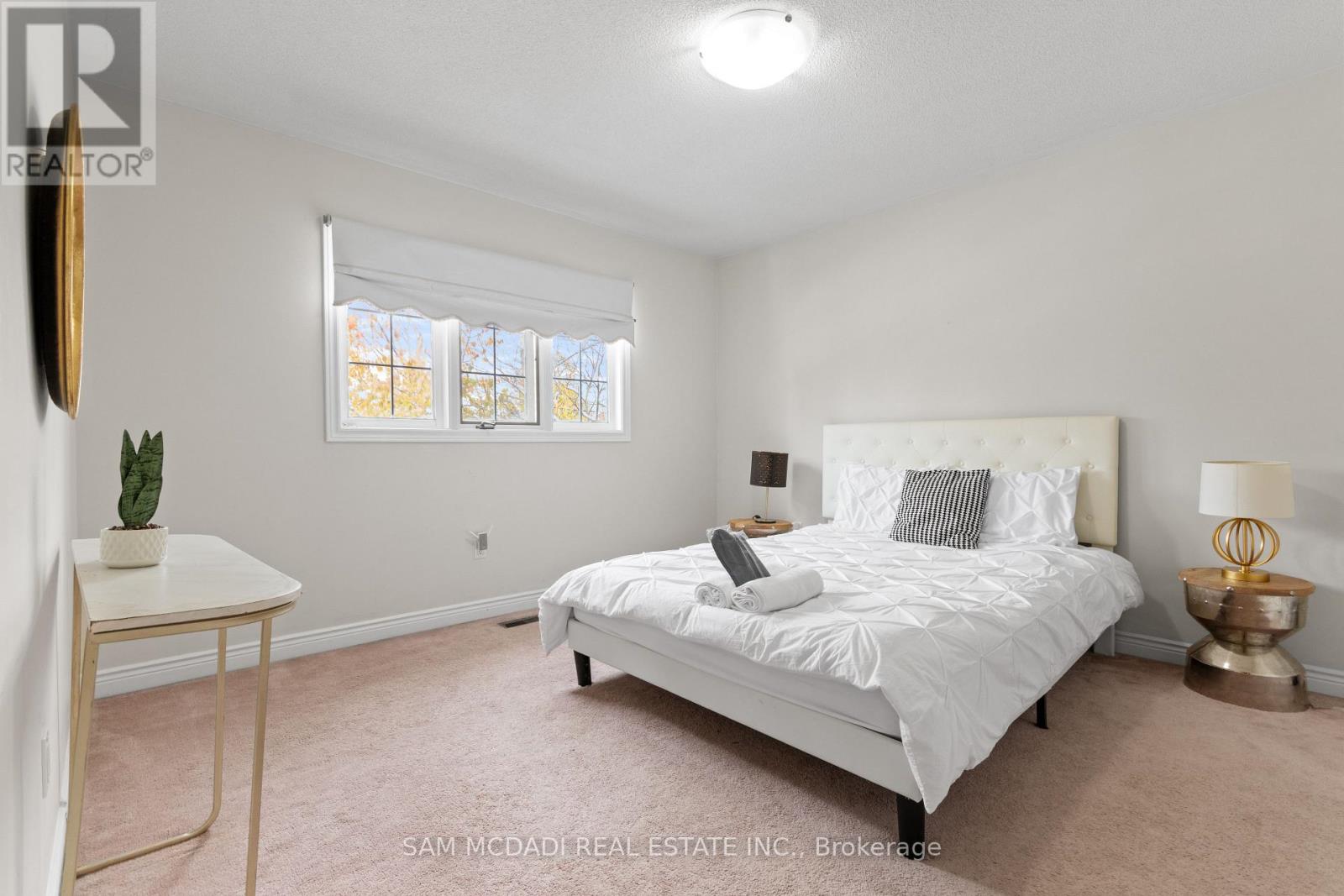 2556 Hammond Road, Mississauga, Ontario  L5K 1T2 - Photo 25 - W12545298