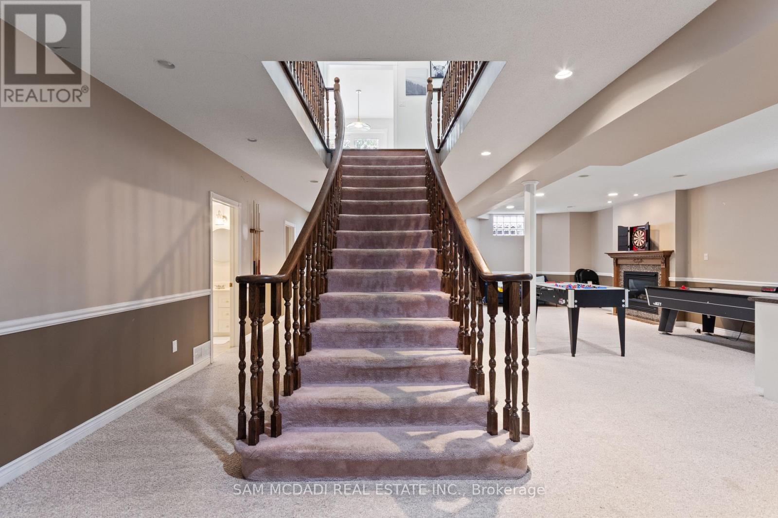 2556 Hammond Road, Mississauga, Ontario  L5K 1T2 - Photo 34 - W12545298