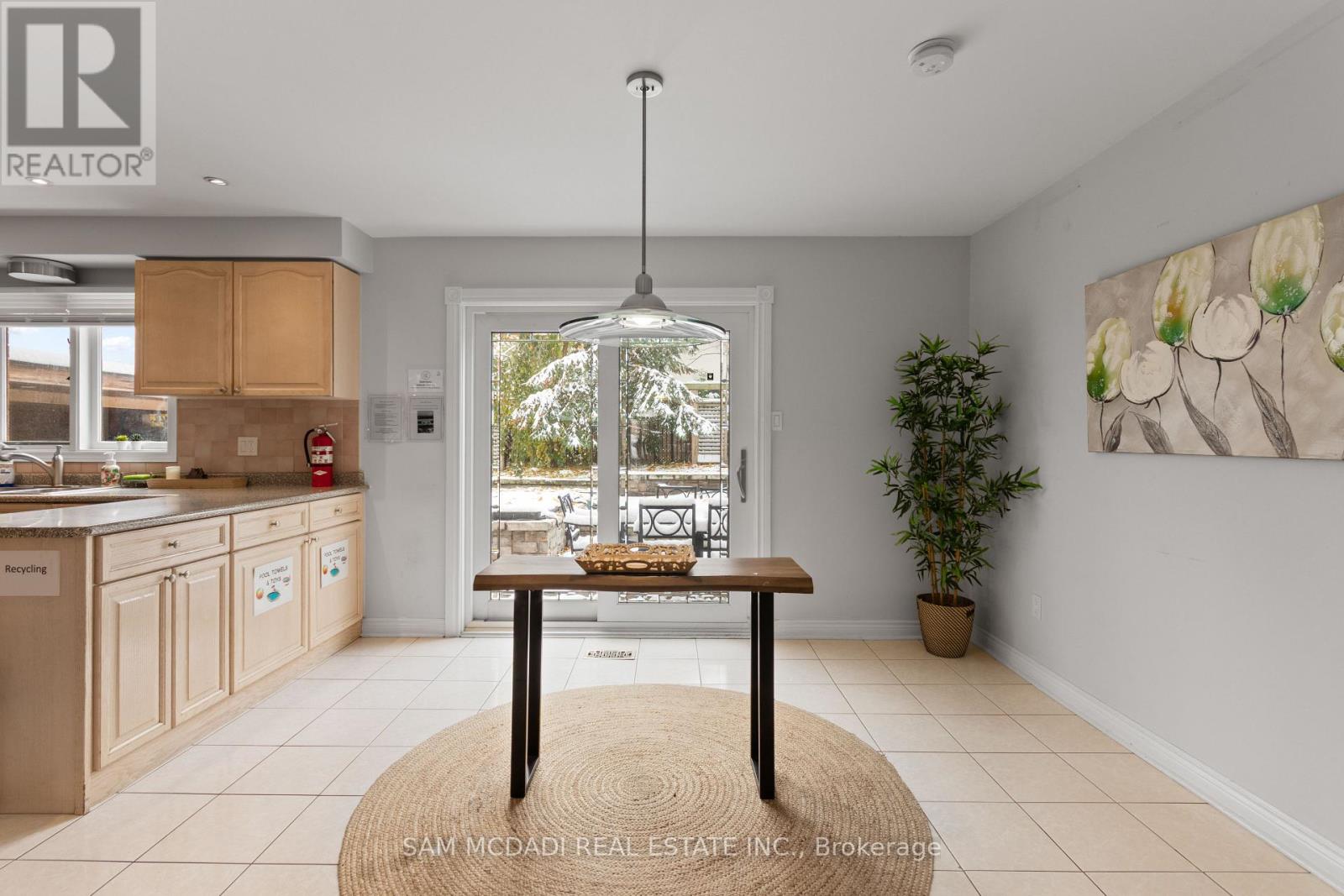 2556 Hammond Road, Mississauga, Ontario  L5K 1T2 - Photo 9 - W12545298